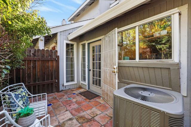 7674 Lily Mar Ln, Antelope, CA 95843