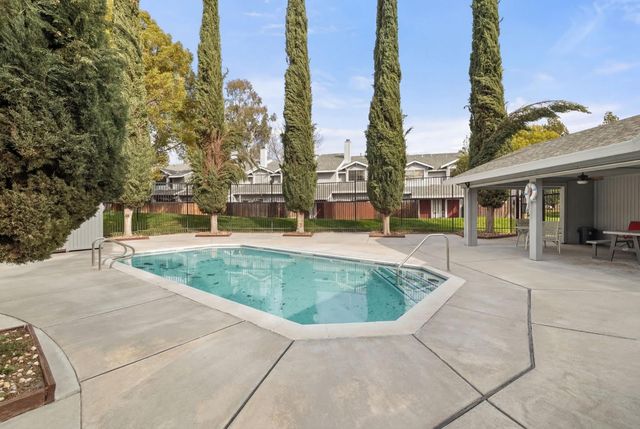 7674 Lily Mar Ln, Antelope, CA 95843