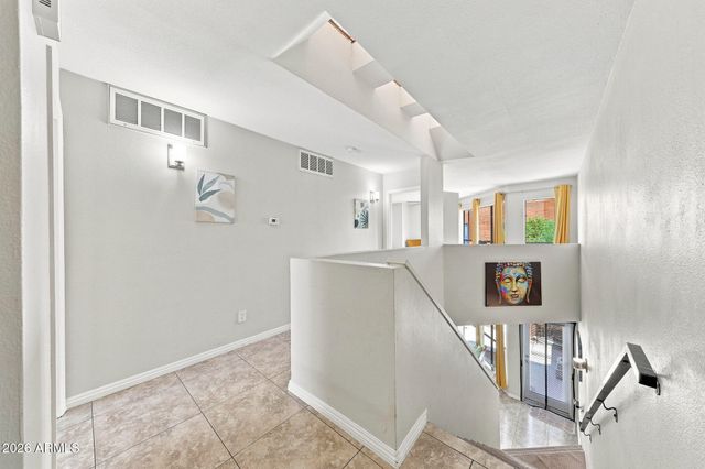 3228 W GLENDALE Avenue 163, Phoenix, AZ 85051