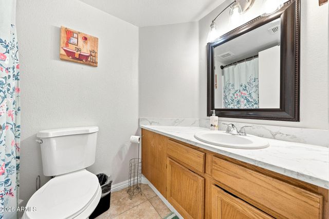 3228 W GLENDALE Avenue 163, Phoenix, AZ 85051