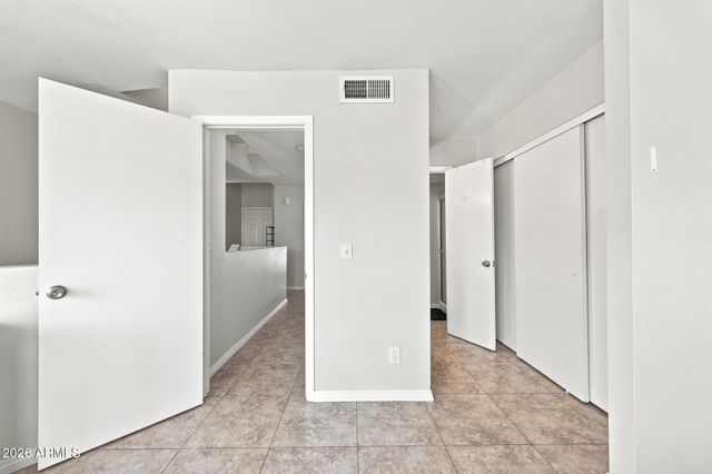 3228 W GLENDALE Avenue 163, Phoenix, AZ 85051