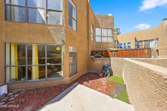 3228 W GLENDALE Avenue 163, Phoenix, AZ 85051