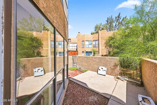 3228 W GLENDALE Avenue 163, Phoenix, AZ 85051