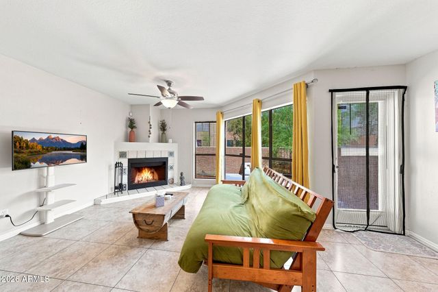 3228 W GLENDALE Avenue 163, Phoenix, AZ 85051