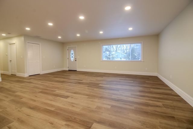 0400 S 865 E, Knox, IN 46534