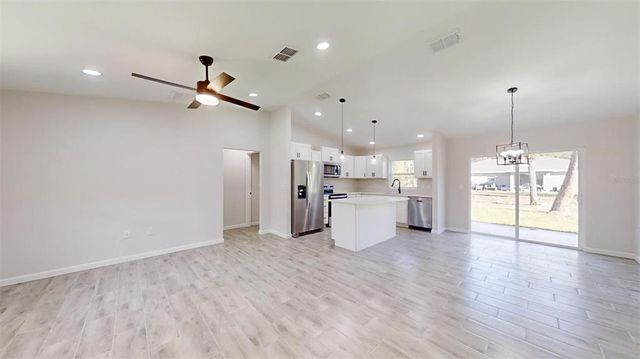 11 EMERALD TRAIL, Ocala, FL 34472