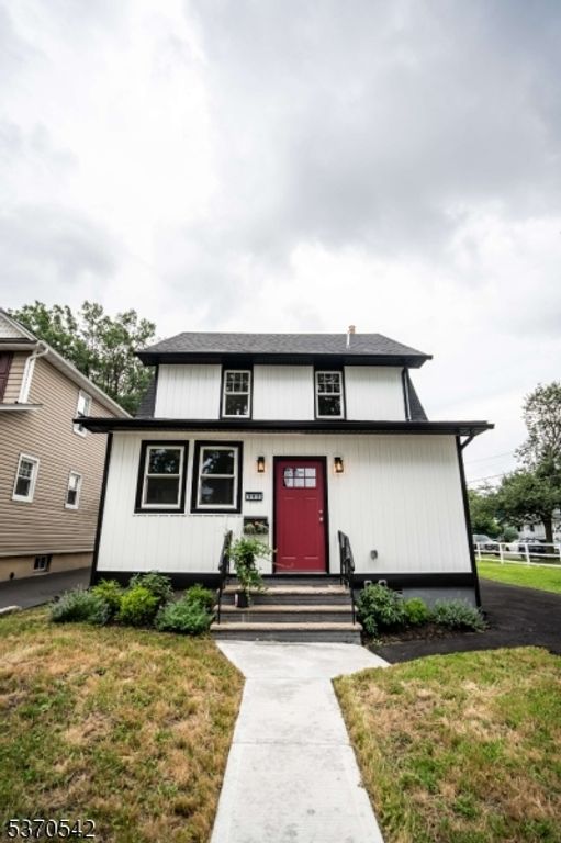 302 E Lincoln Ave, Roselle Park Boro, NJ 07204