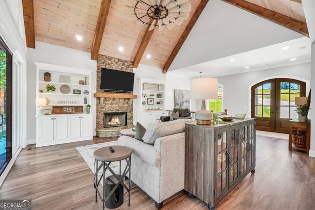 123 River Point Road, Jackson, GA 30233