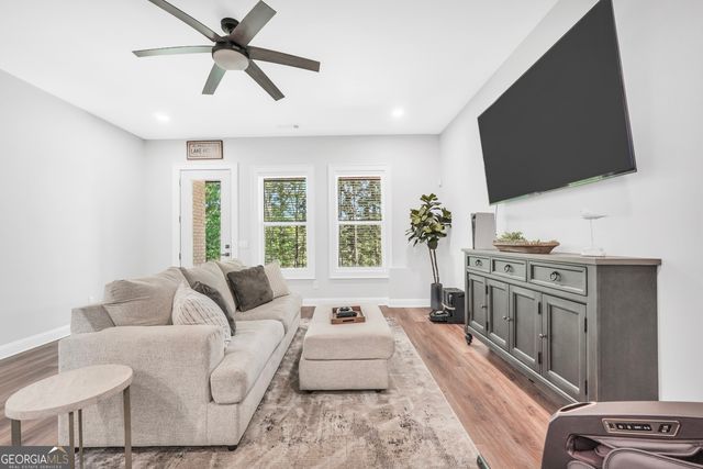 123 River Point Road, Jackson, GA 30233