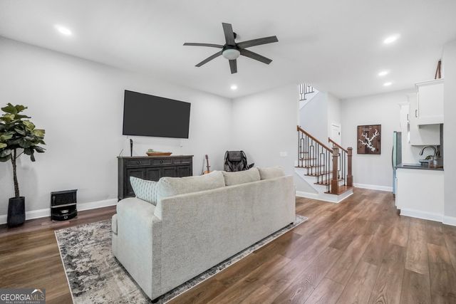 123 River Point Road, Jackson, GA 30233