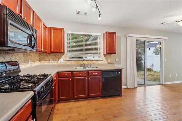 208 Etowah Way, Woodstock, GA 30188