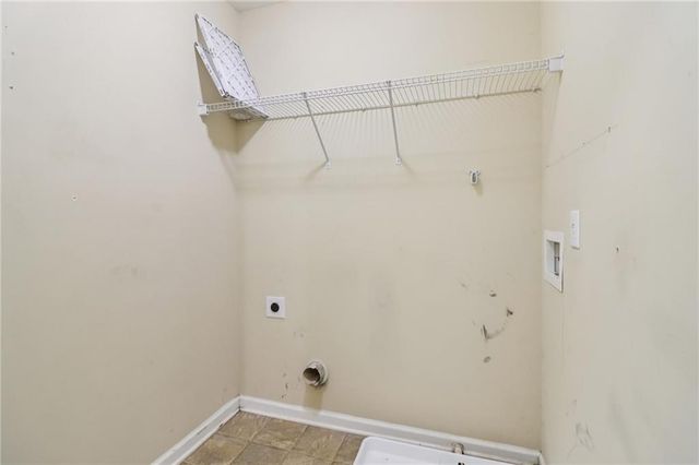 208 Etowah Way, Woodstock, GA 30188