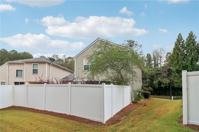 208 Etowah Way, Woodstock, GA 30188