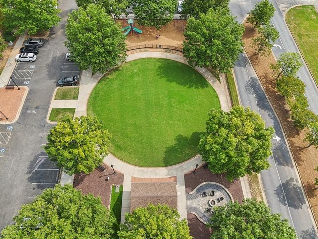 208 Etowah Way, Woodstock, GA 30188