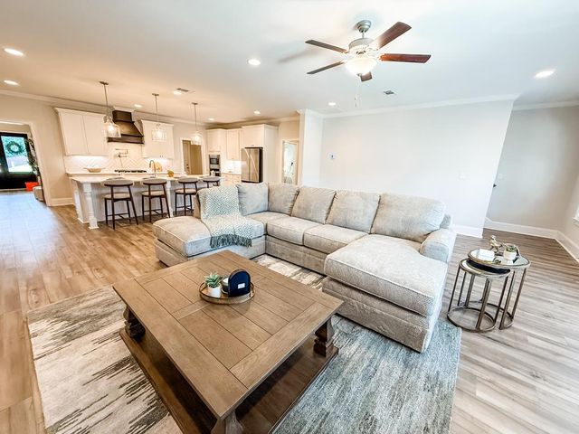 652 Charleston Mills Drive, Dothan, AL 36350