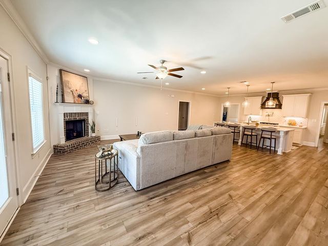 652 Charleston Mills Drive, Dothan, AL 36350