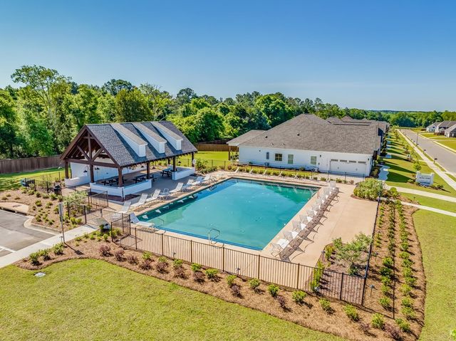 652 Charleston Mills Drive, Dothan, AL 36350