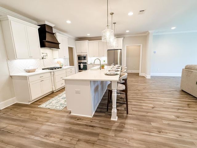 652 Charleston Mills Drive, Dothan, AL 36350