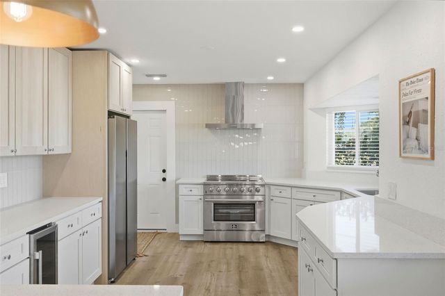 6801 PINELLAS POINT DRIVE S, St Petersburg, FL 33712