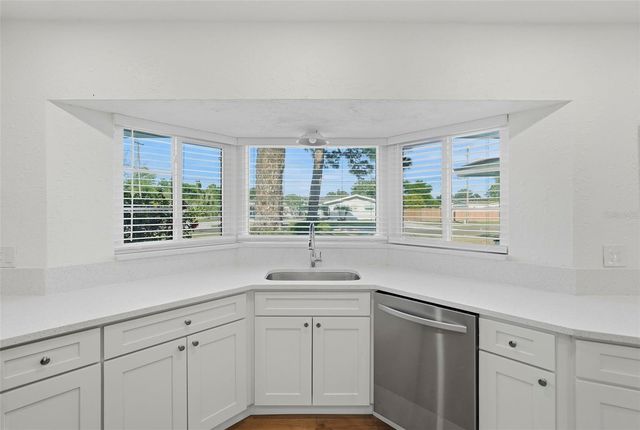 6801 PINELLAS POINT DRIVE S, St Petersburg, FL 33712