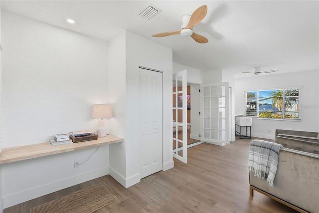 6801 PINELLAS POINT DRIVE S, St Petersburg, FL 33712