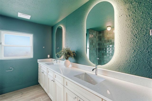 6801 PINELLAS POINT DRIVE S, St Petersburg, FL 33712