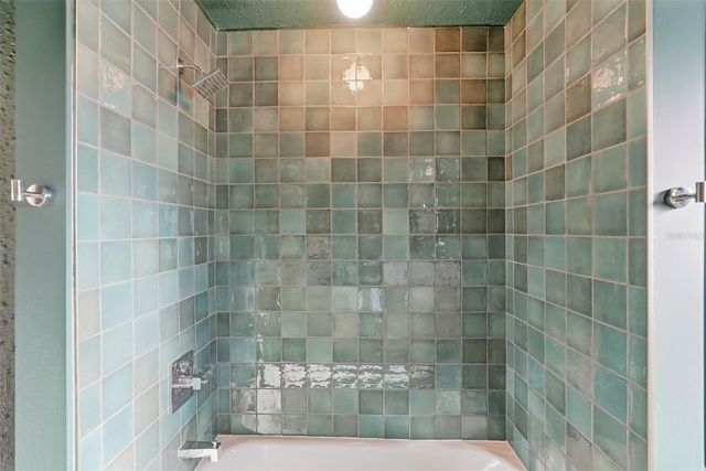 6801 PINELLAS POINT DRIVE S, St Petersburg, FL 33712
