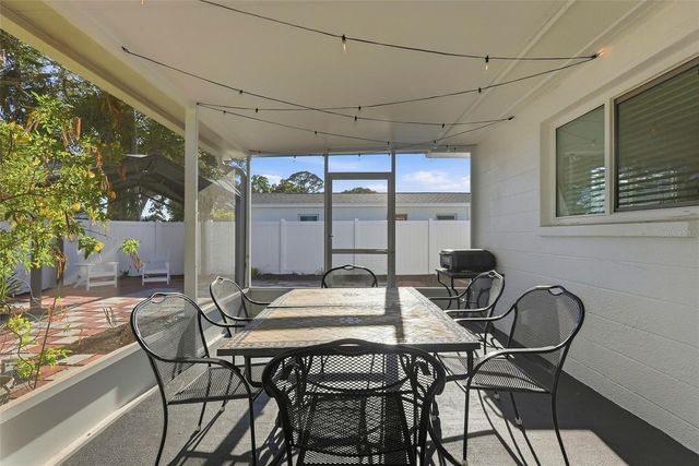 6801 PINELLAS POINT DRIVE S, St Petersburg, FL 33712