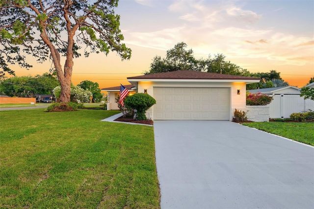 6801 PINELLAS POINT DRIVE S, St Petersburg, FL 33712