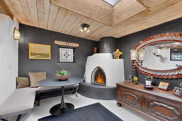 230 Irvine Street A, Santa Fe, NM 87501