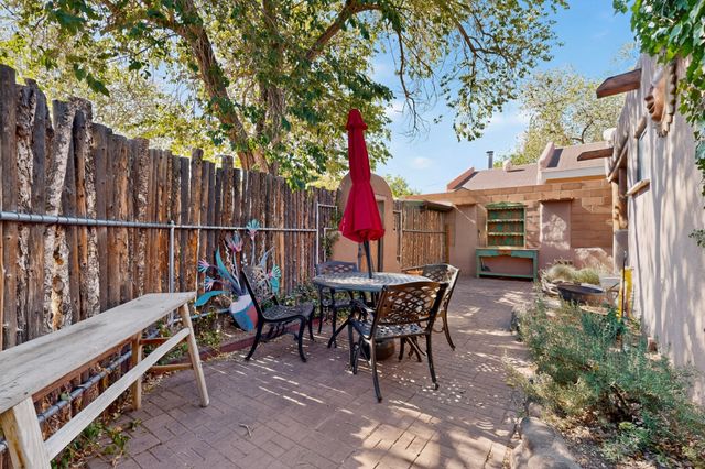 230 Irvine Street A, Santa Fe, NM 87501