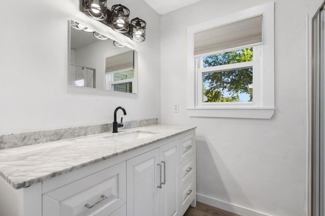 3269 W Erie Street, Springfield, MO 65807