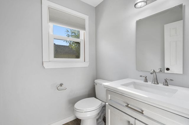 3269 W Erie Street, Springfield, MO 65807