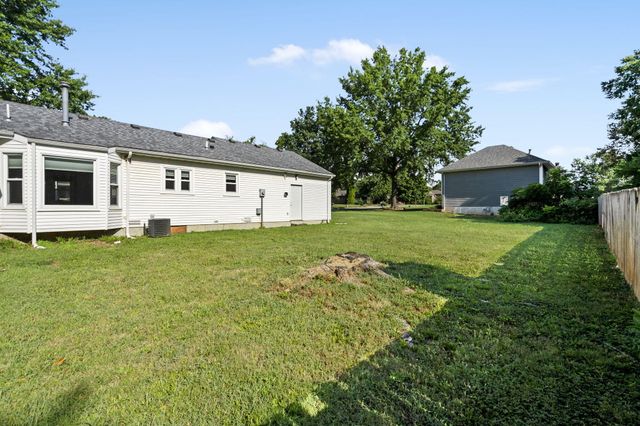 3269 W Erie Street, Springfield, MO 65807