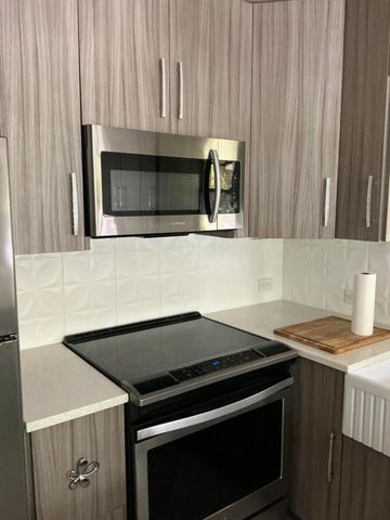 40 Ventnor Drive, Deerfield Beach, FL 33442