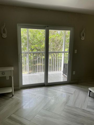 40 Ventnor Drive, Deerfield Beach, FL 33442