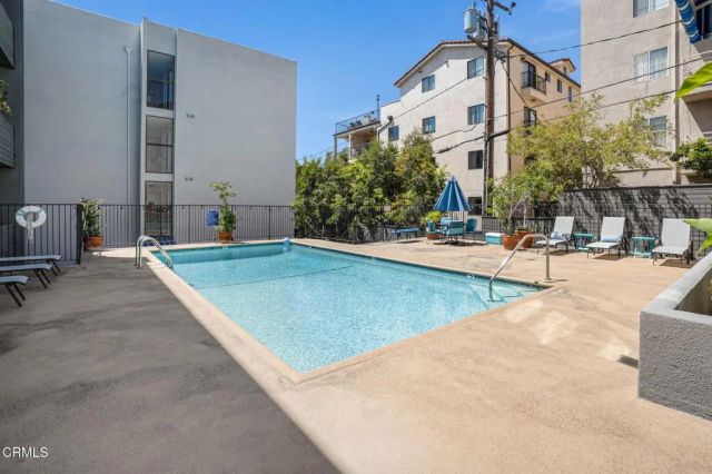 1215 N Olive Drive 208, West Hollywood, CA 90069