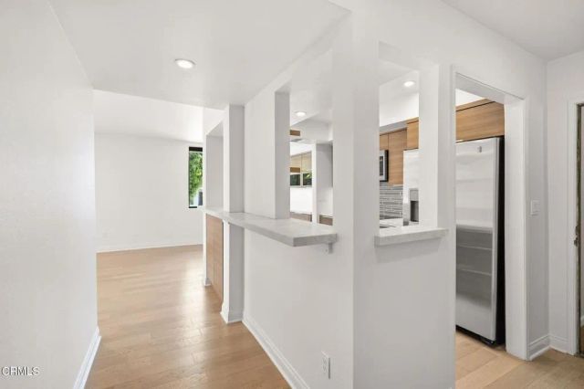 1215 N Olive Drive 208, West Hollywood, CA 90069