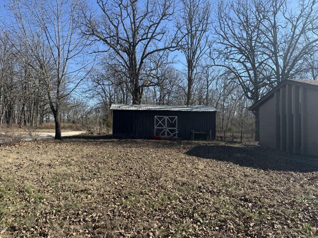 464 County Road 362, Pottersville, MO 65790