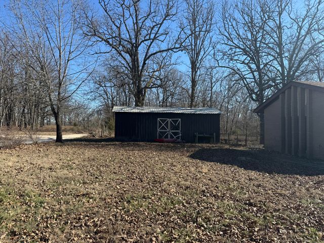 464 County Road 362, Pottersville, MO 65790