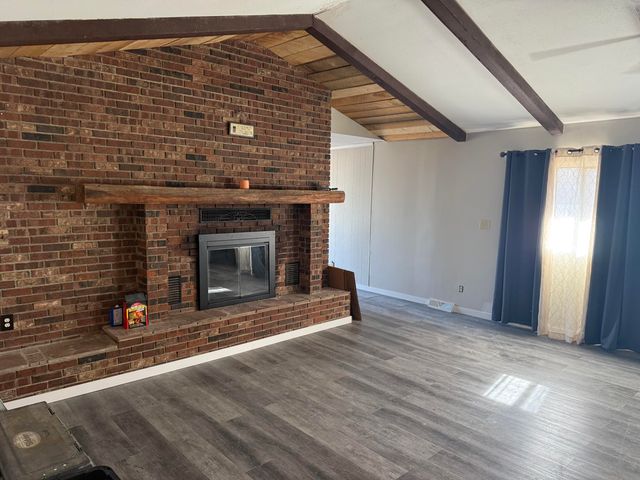 464 County Road 362, Pottersville, MO 65790