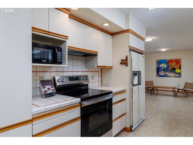 5395 Sw 184TH Ave, Beaverton, OR 97078