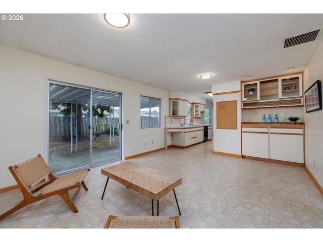 5395 Sw 184TH Ave, Beaverton, OR 97078