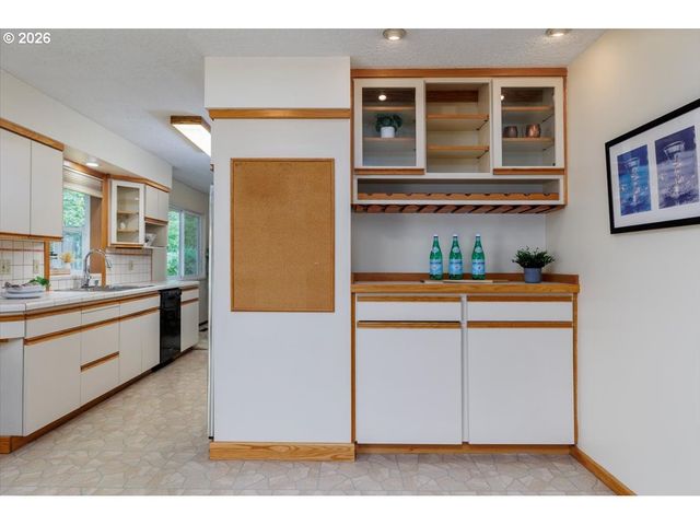 5395 Sw 184TH Ave, Beaverton, OR 97078