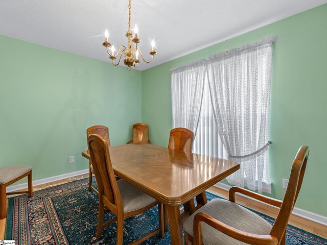 104 Bermuda Lane, Inman, SC 29349