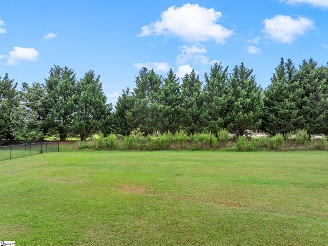 104 Bermuda Lane, Inman, SC 29349