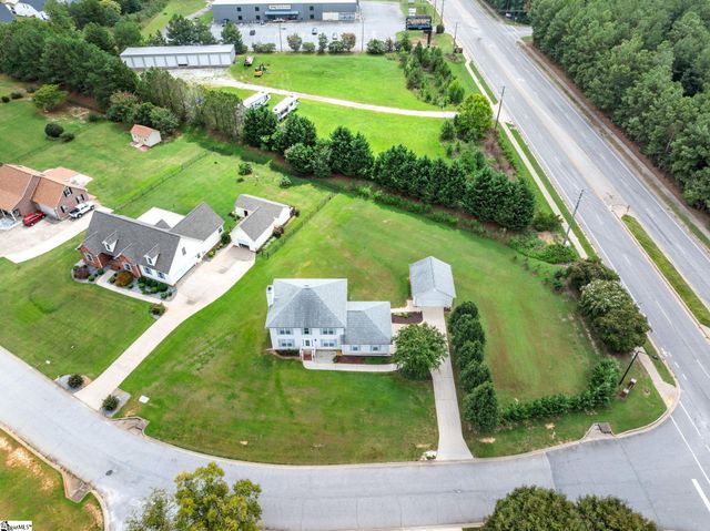 104 Bermuda Lane, Inman, SC 29349
