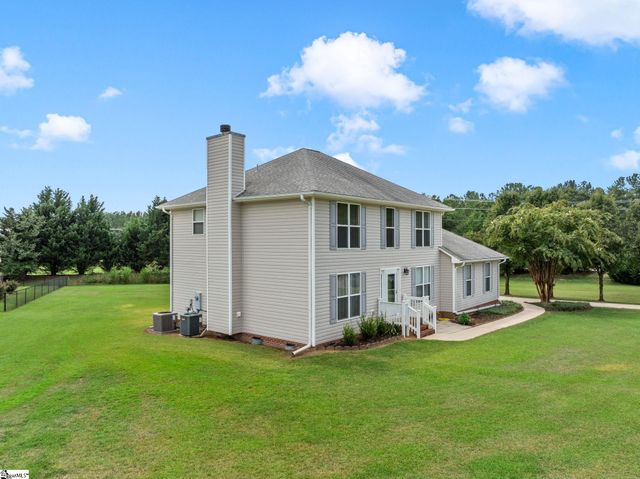 104 Bermuda Lane, Inman, SC 29349