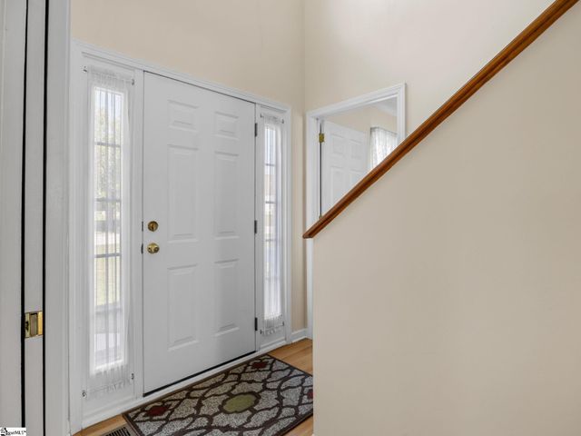 104 Bermuda Lane, Inman, SC 29349