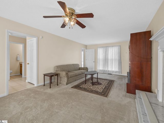 104 Bermuda Lane, Inman, SC 29349